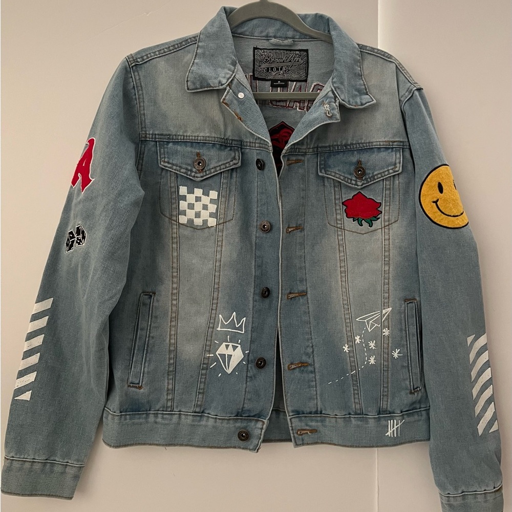 Broklyn cloth embroidered denim jacket women’s size small